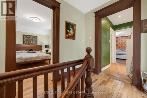 60 Glynn Avenue Ottawa ON K1K 1S8