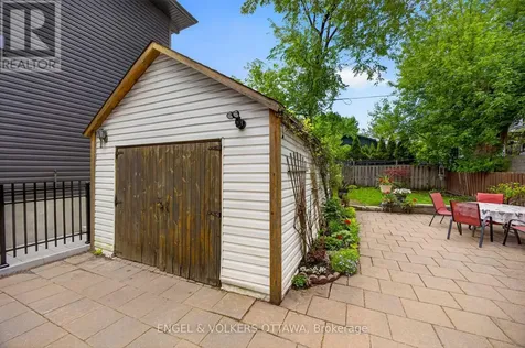 60 Glynn Avenue Ottawa ON K1K 1S8