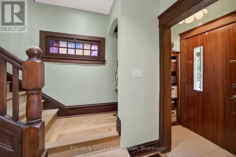 60 Glynn Avenue Ottawa ON K1K 1S8
