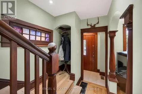 60 Glynn Avenue Ottawa ON K1K 1S8