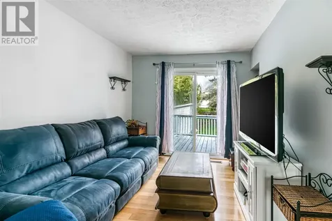 79 Roman Avenue Elliot Lake ON P5A 1S2