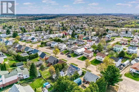 79 Roman Avenue Elliot Lake ON P5A 1S2