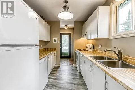 26 Lachance Place Elliot Lake ON P5A 3B8