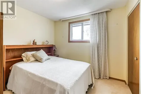 216A Ottawa Avenue Elliot Lake ON P5A 2N4