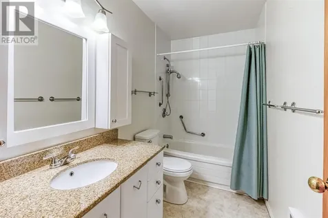 216A Ottawa Avenue Elliot Lake ON P5A 2N4