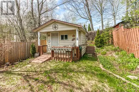 216A Ottawa Avenue Elliot Lake ON P5A 2N4