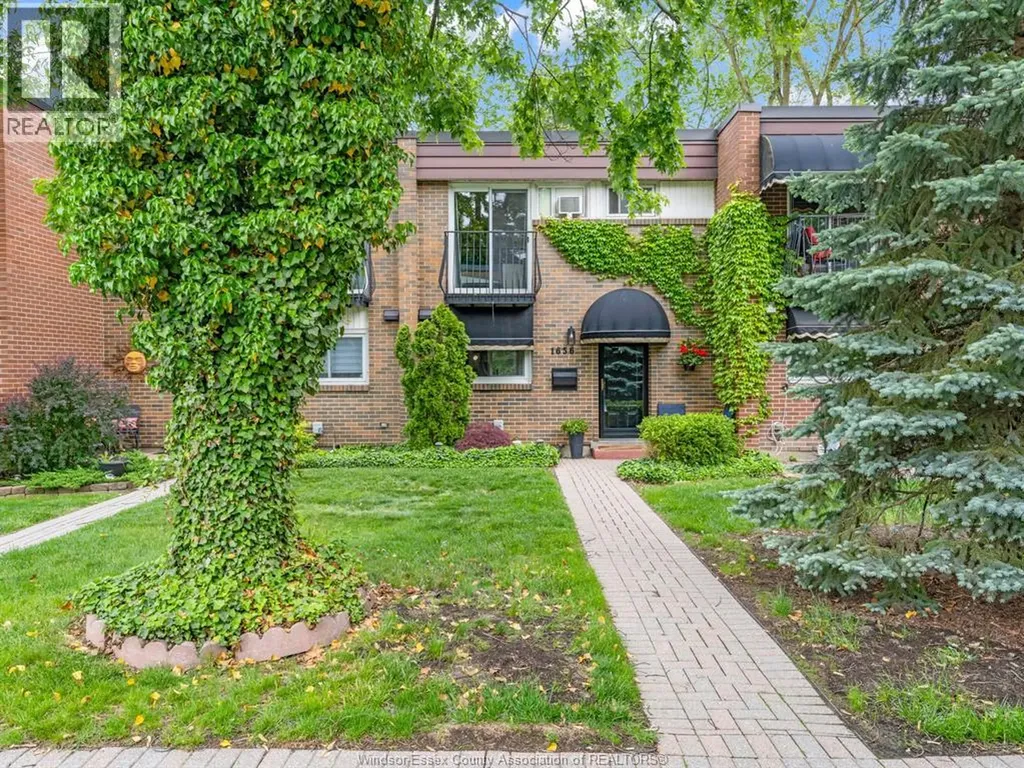 1656 Eastgate Estates Windsor ON N8T 2S9