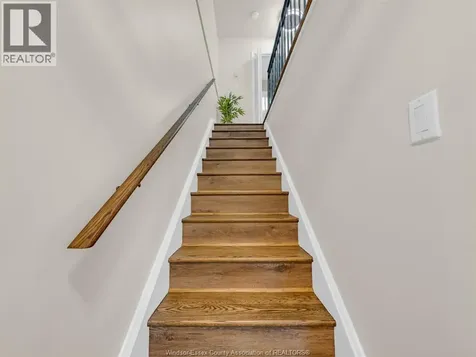 1656 Eastgate Estates Windsor ON N8T 2S9