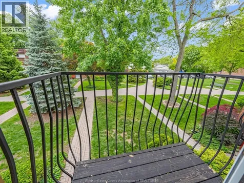 1656 Eastgate Estates Windsor ON N8T 2S9