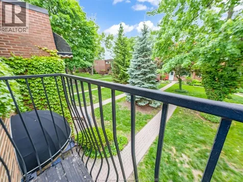 1656 Eastgate Estates Windsor ON N8T 2S9