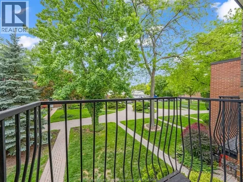 1656 Eastgate Estates Windsor ON N8T 2S9