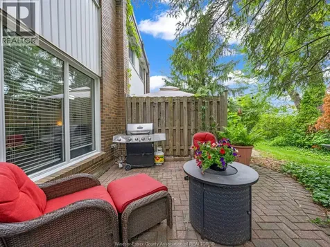 1656 Eastgate Estates Windsor ON N8T 2S9