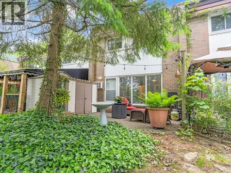1656 Eastgate Estates Windsor ON N8T 2S9