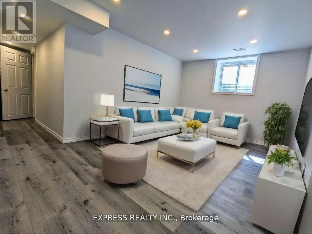 10 Audubon Street Whitby ON L1P 0C4