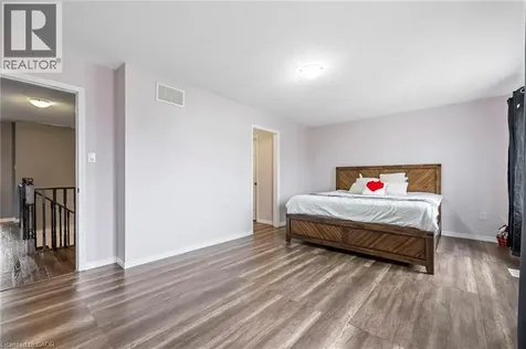 20 Gillespie Drive Brantford ON N3T 0J7