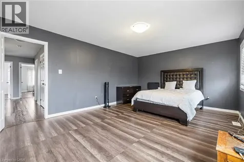20 Gillespie Drive Brantford ON N3T 0J7