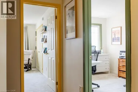 10 Huntingwood Avenue Dundas ON L9H 6X3