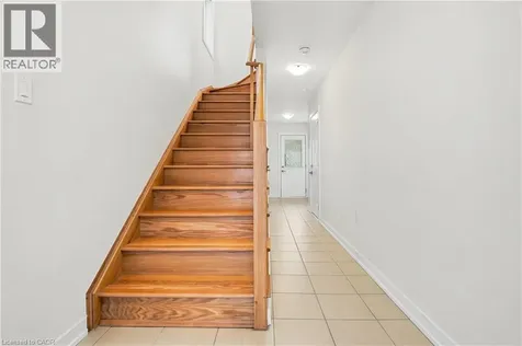 39 Baskett Street Brantford ON N3T 0W5