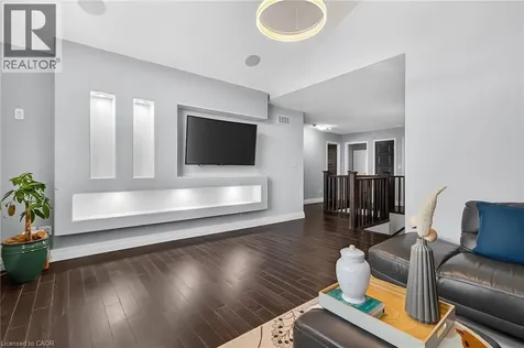 59 Netherwood Road Kitchener ON N2P 0E4