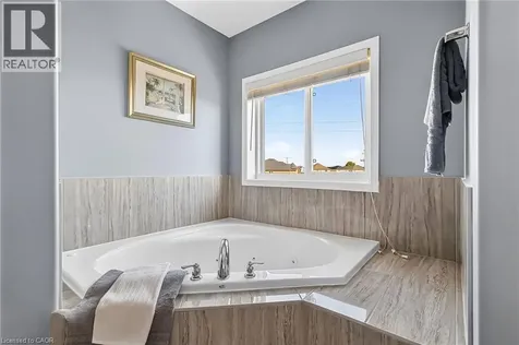 59 Netherwood Road Kitchener ON N2P 0E4