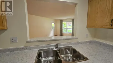 1171 Millwood Avenue Brockville ON K6V 7L5