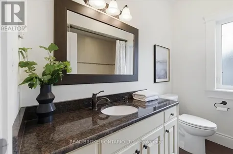 945 Riverstone Court Kitchener ON N2P 0A3