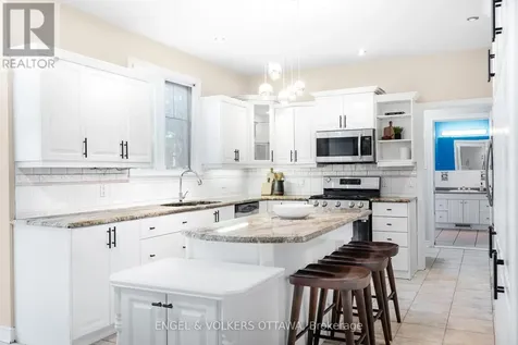 5 Cassone Court Ottawa ON K2G 5V6