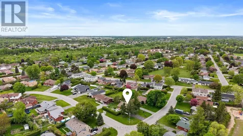 26 Spring Garden Avenue Ottawa ON K2G 3B4