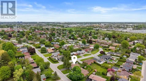 26 Spring Garden Avenue Ottawa ON K2G 3B4