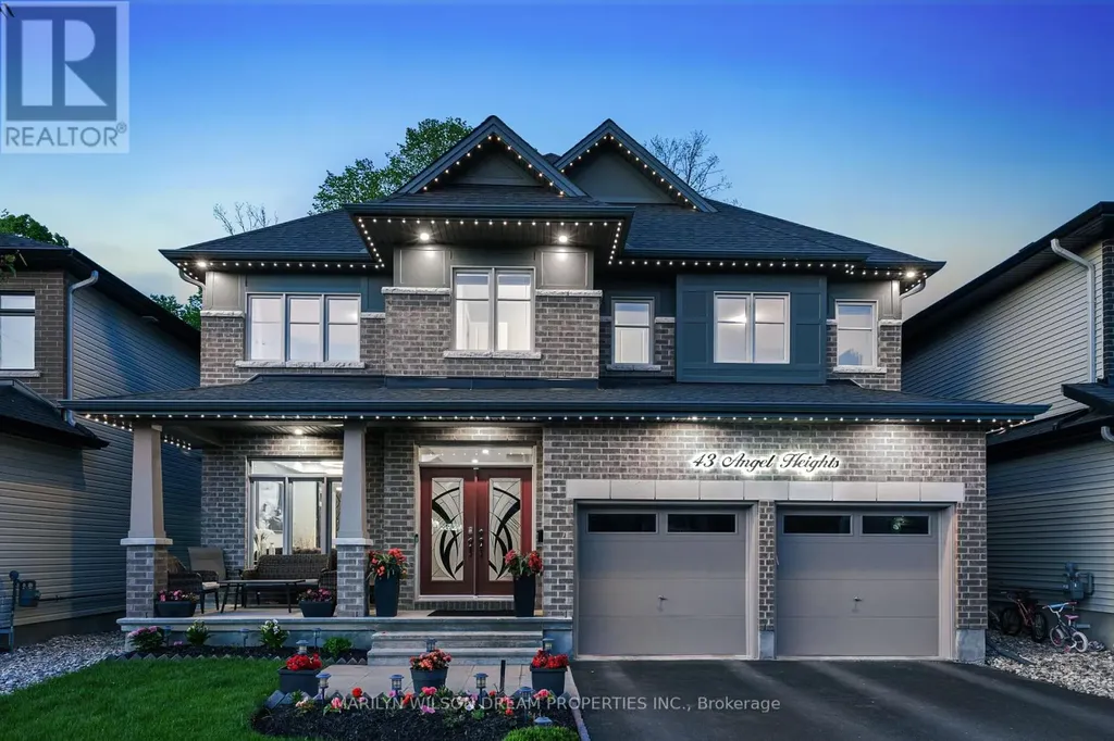 43 Angel Heights Ottawa ON K2S 2N2