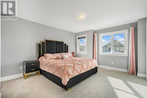 43 Angel Heights Ottawa ON K2S 2N2