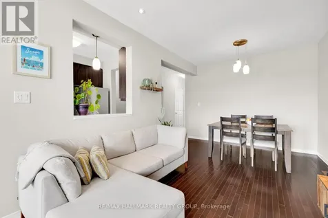 132 Laramie Crescent Ottawa ON K2J 5Z8