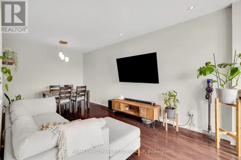 132 Laramie Crescent Ottawa ON K2J 5Z8