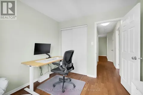 132 Laramie Crescent Ottawa ON K2J 5Z8