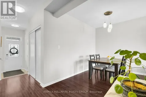 132 Laramie Crescent Ottawa ON K2J 5Z8