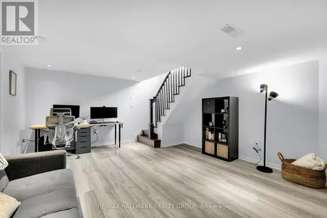 132 Laramie Crescent Ottawa ON K2J 5Z8