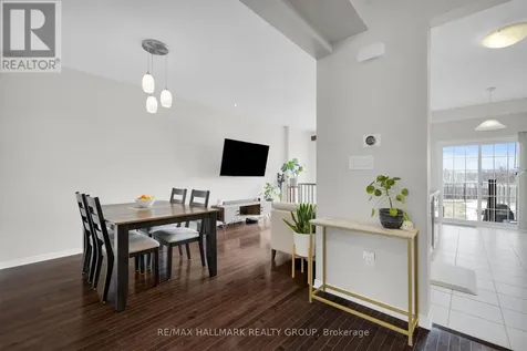 132 Laramie Crescent Ottawa ON K2J 5Z8