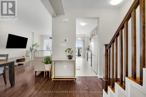132 Laramie Crescent Ottawa ON K2J 5Z8