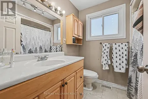 296 Britannia Road Ottawa ON K2B 5X4