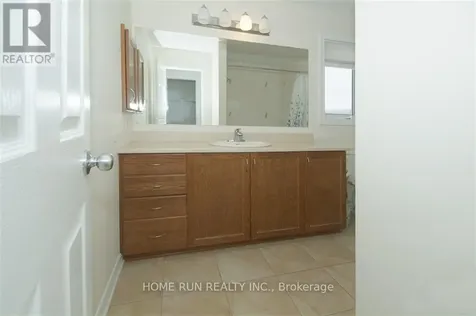 106 Akita Walk Ottawa ON K2J 3T8