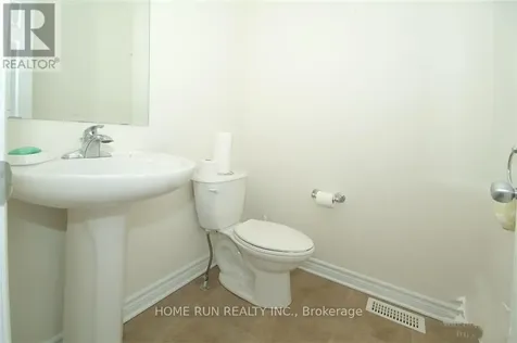 106 Akita Walk Ottawa ON K2J 3T8