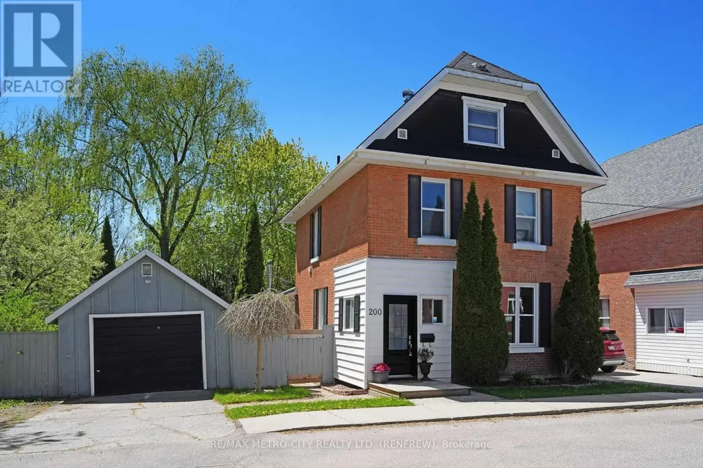 200 Ross Street Renfrew ON K7V 2J2