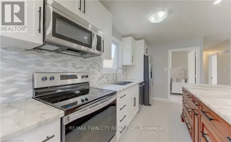 51 Coach Hill Drive Kitchener ON N2E 1N7