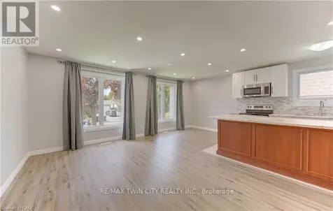 51 Coach Hill Drive Kitchener ON N2E 1N7