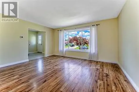 37 Gottscheer Court Kitchener ON N2M 3L3