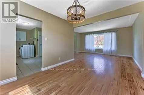 37 Gottscheer Court Kitchener ON N2M 3L3