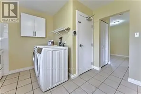 37 Gottscheer Court Kitchener ON N2M 3L3