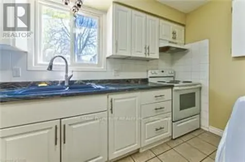 37 Gottscheer Court Kitchener ON N2M 3L3