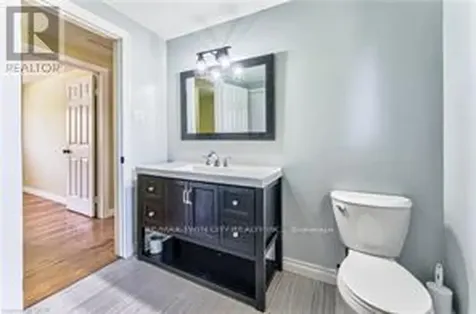 37 Gottscheer Court Kitchener ON N2M 3L3