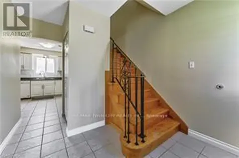 37 Gottscheer Court Kitchener ON N2M 3L3